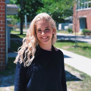 Meet your Posher, Amber